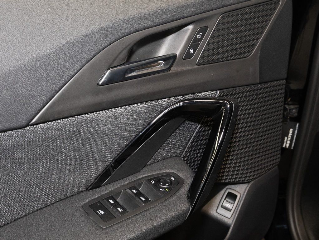 BMW iX1 - Bild 6