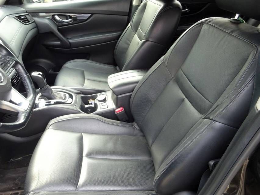 Fahrzeugabbildung Nissan X-Trail 2,0 dCi  Automatik  Tekna 4*4 AHK