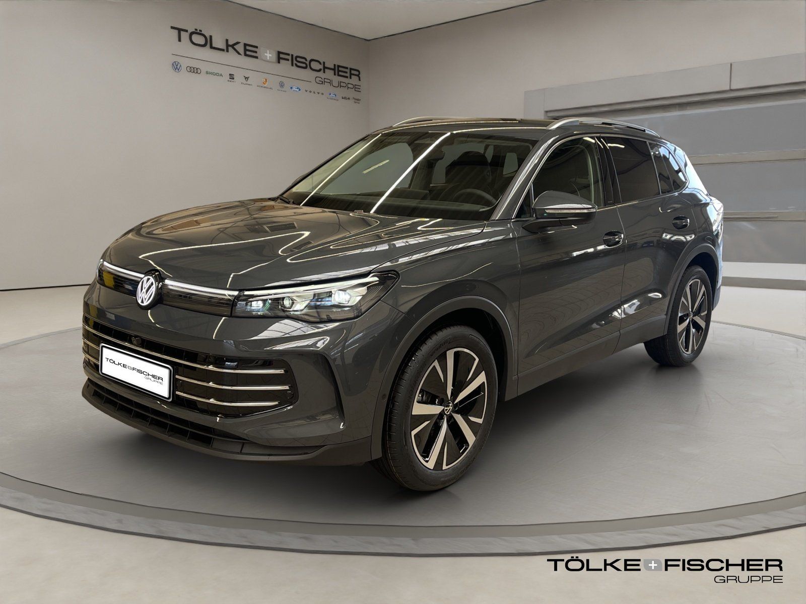 Volkswagen Tiguan 2.0 l TDI DSG ACC WKR AHK Rückfahrkamara foto 2