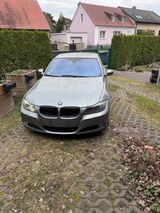 BMW E90 Lci 330D N57 - BMW 330: 330d E90