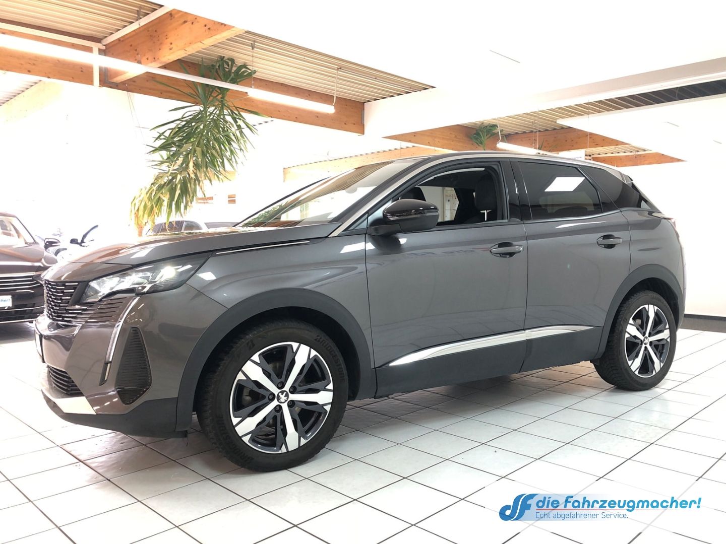 Fahrzeugabbildung Peugeot 3008 Allure Pack 1.5 BlueHDi Navi Digitales Cock