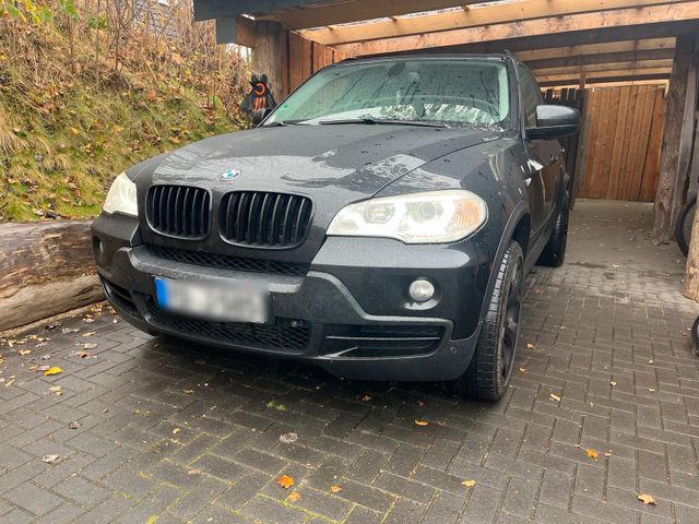 BMW x5 e70 235ps