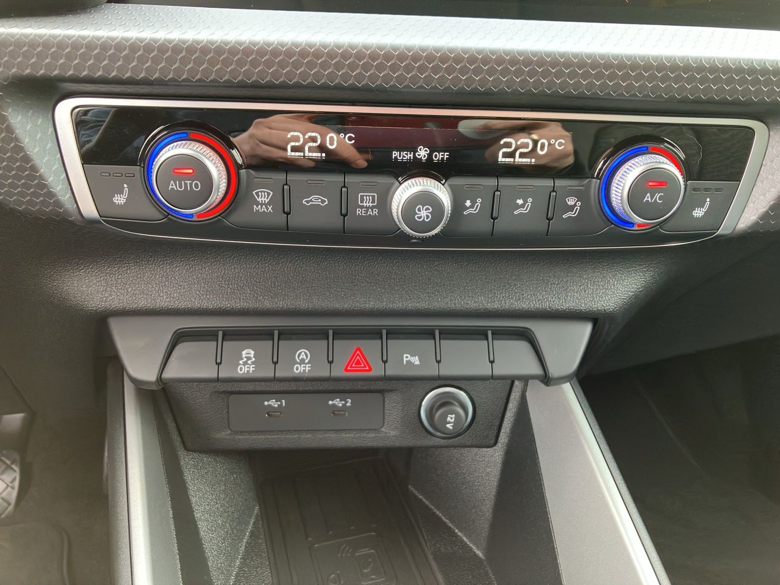 Fahrzeugabbildung Audi A1 Sportback 25 TFSI advanced LED  GRA SH