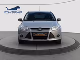 Ford Focus Lim. Sync Edition*NAVI*KLIMA*SCHECKHEFT* - Ford Focus Gebrauchtwagen in Wiesbaden