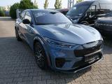 Ford Mustang Mach-E GT AWD Pano Matrix 75 % Afa fähig - mit Elektro-Antrieb: Blau, Vollleder, Geländewagen