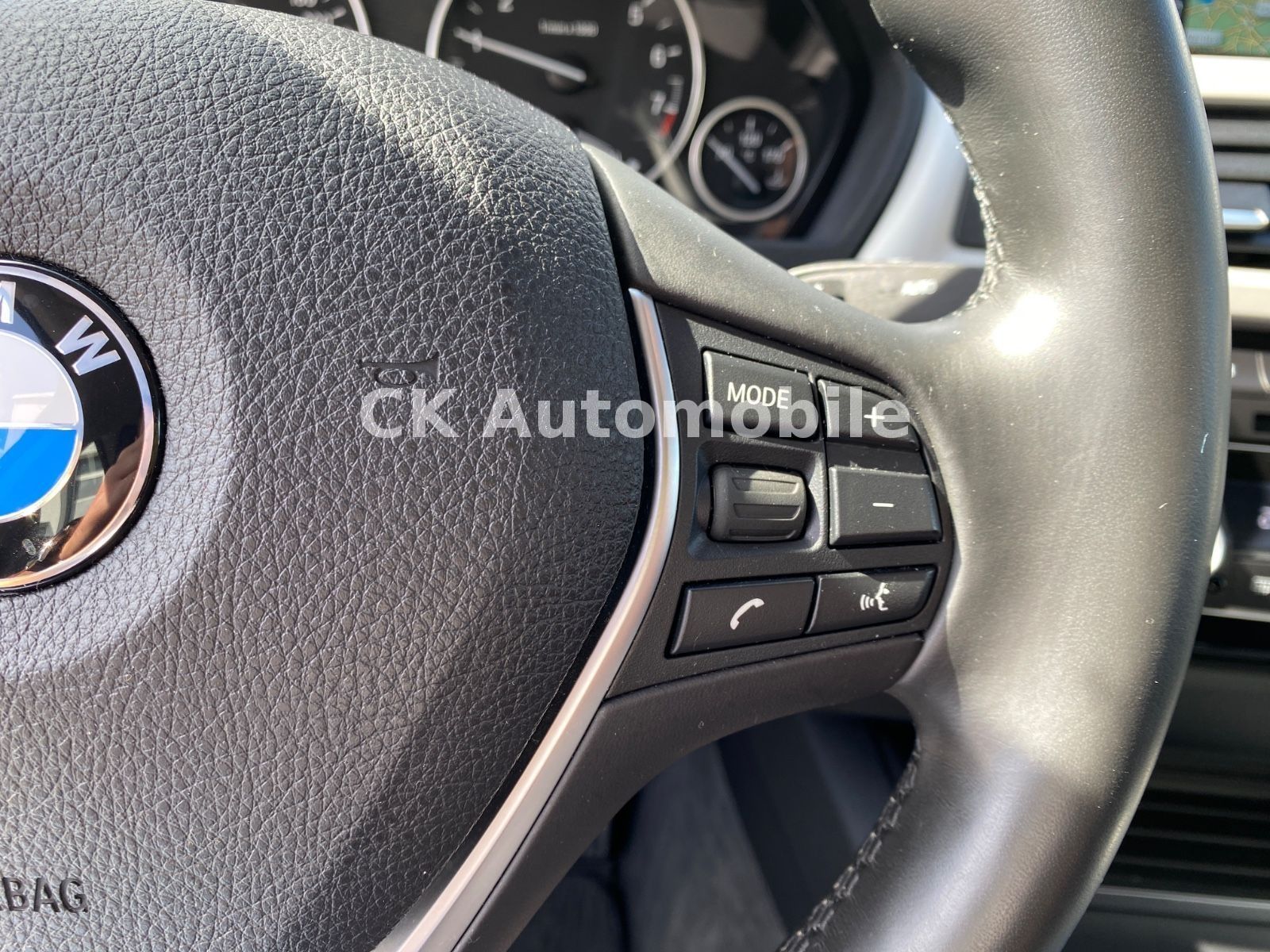 Fahrzeugabbildung BMW 420i xDrive Gran Coupe Advantage/Navi/LED/Kamera