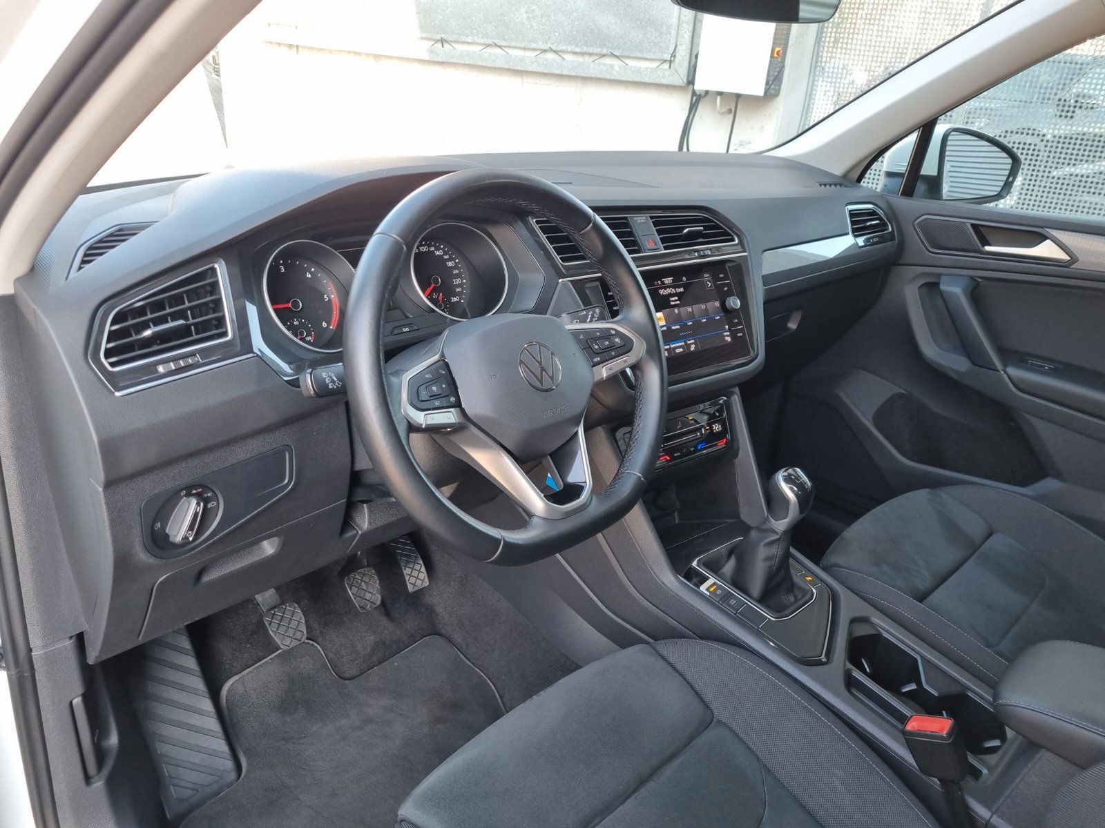 Volkswagen Tiguan - Bild 13