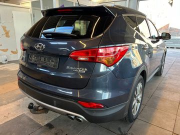 Hyundai SANTA FE - 2