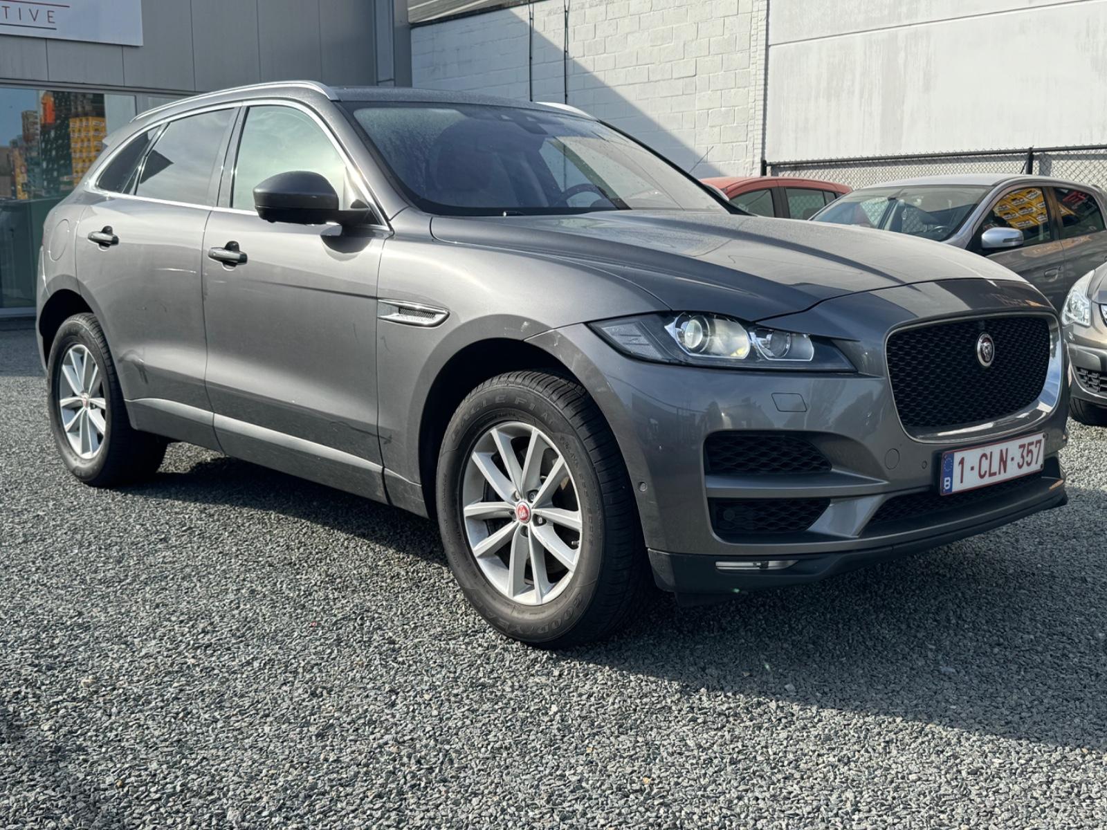 JAGUAR F-PACE PORTFOLIO AWD | 300 ch | BVA | HAYON ÉLECTRIQUE | RÉGLAGE ÉLECTRIQUE DES SIÈGES AVEC FONCTION MÉMOIRE | TOIT OUVRANT