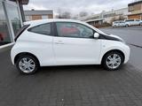 Toyota Aygo AYGO x-play touch*Kamera*Klima*AUX*USB - Toyota: Us