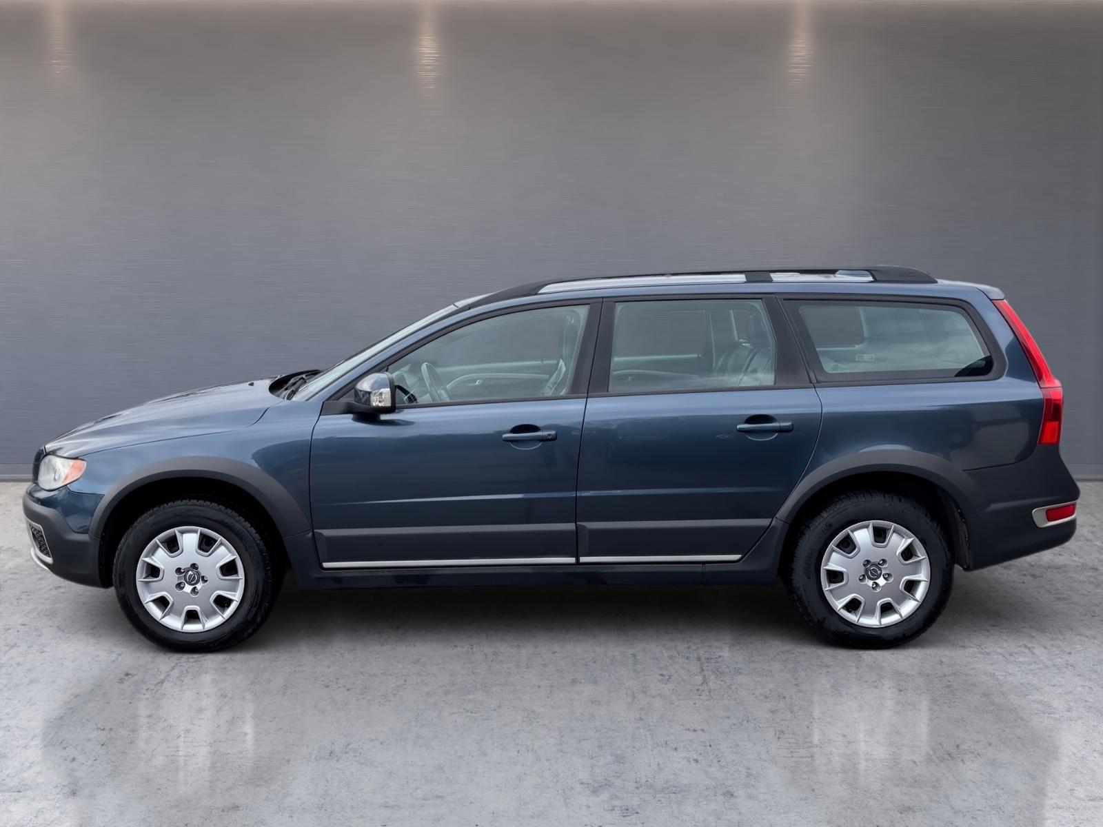 VOLVO XC70 2.4 D5 185CH MOMENTUM AWD
