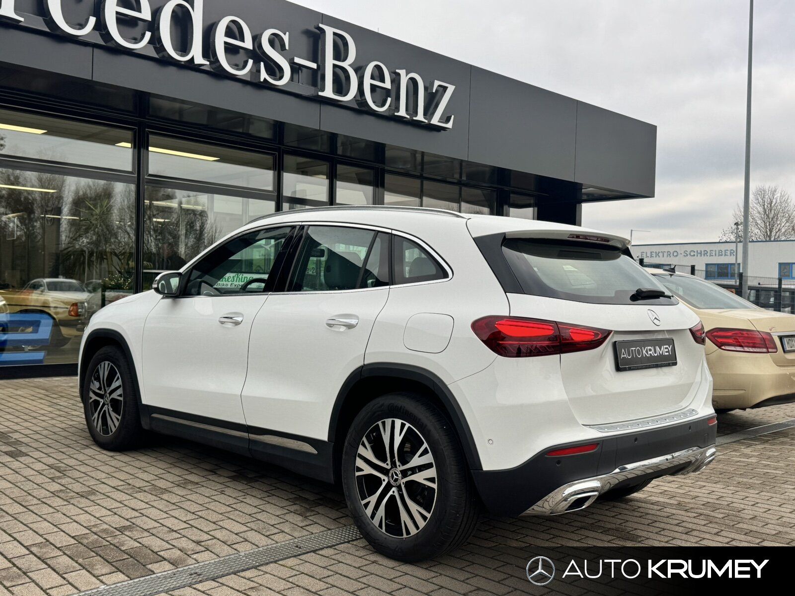Mercedes-Benz GLA 180 d Progressive+Keyless-Go+LEDNavi/Autom. foto 3