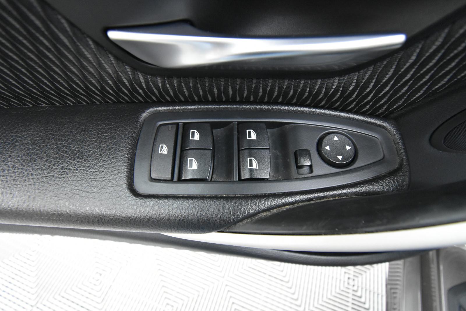 BMW 320i Touring F31 184 ch • 2ème main • Sièges chauffants • Hayon électrique