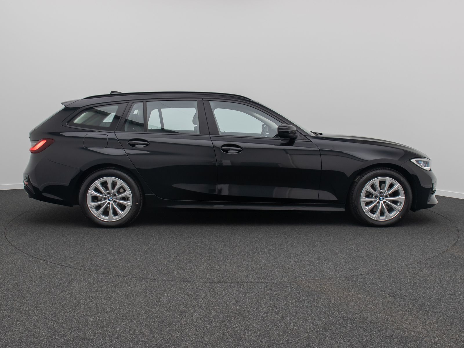 Fahrzeugabbildung BMW 320i DAB Laser Alarm Leder Komfort WLAN Sport