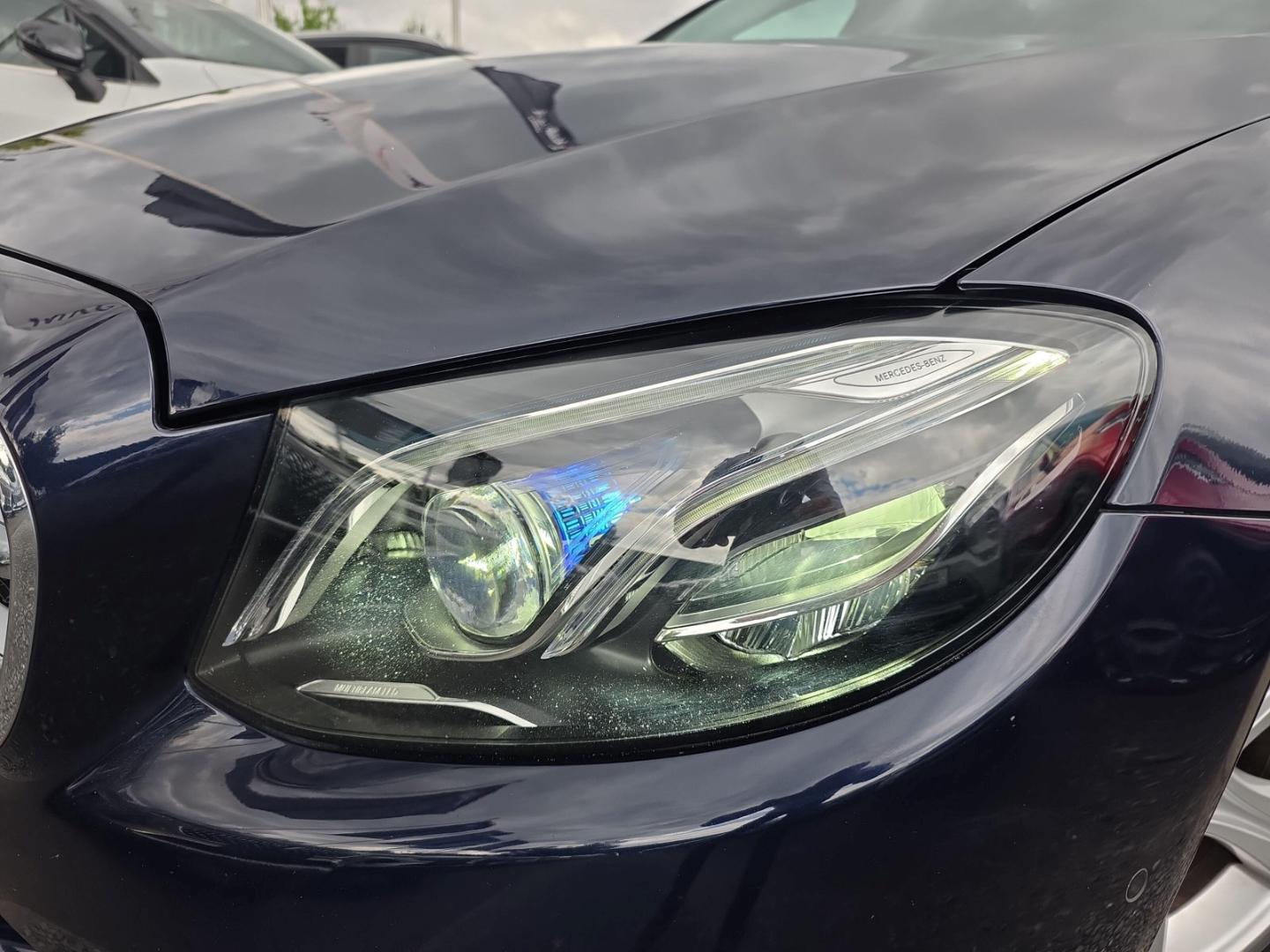 Mercedes-Benz E 220 d T Avantgarde Multibeam Navi Kamera Park