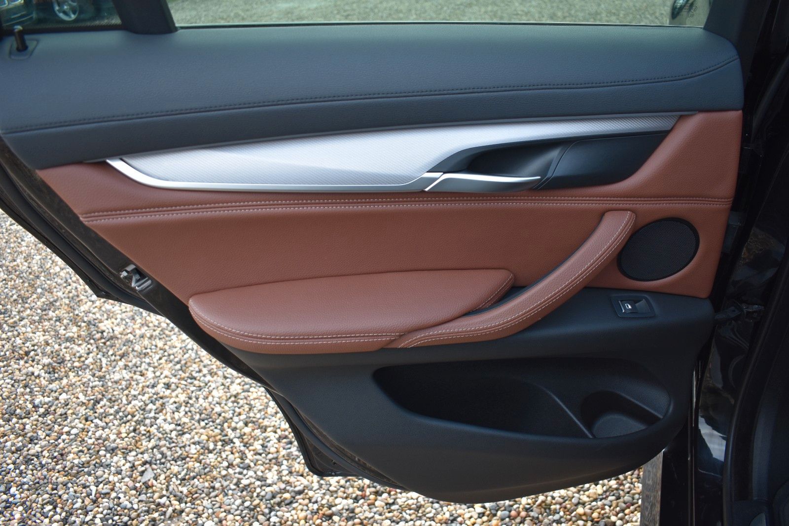 Fahrzeugabbildung BMW X6 xDrive 30 d M Sport Keyless-Go GSD HUD