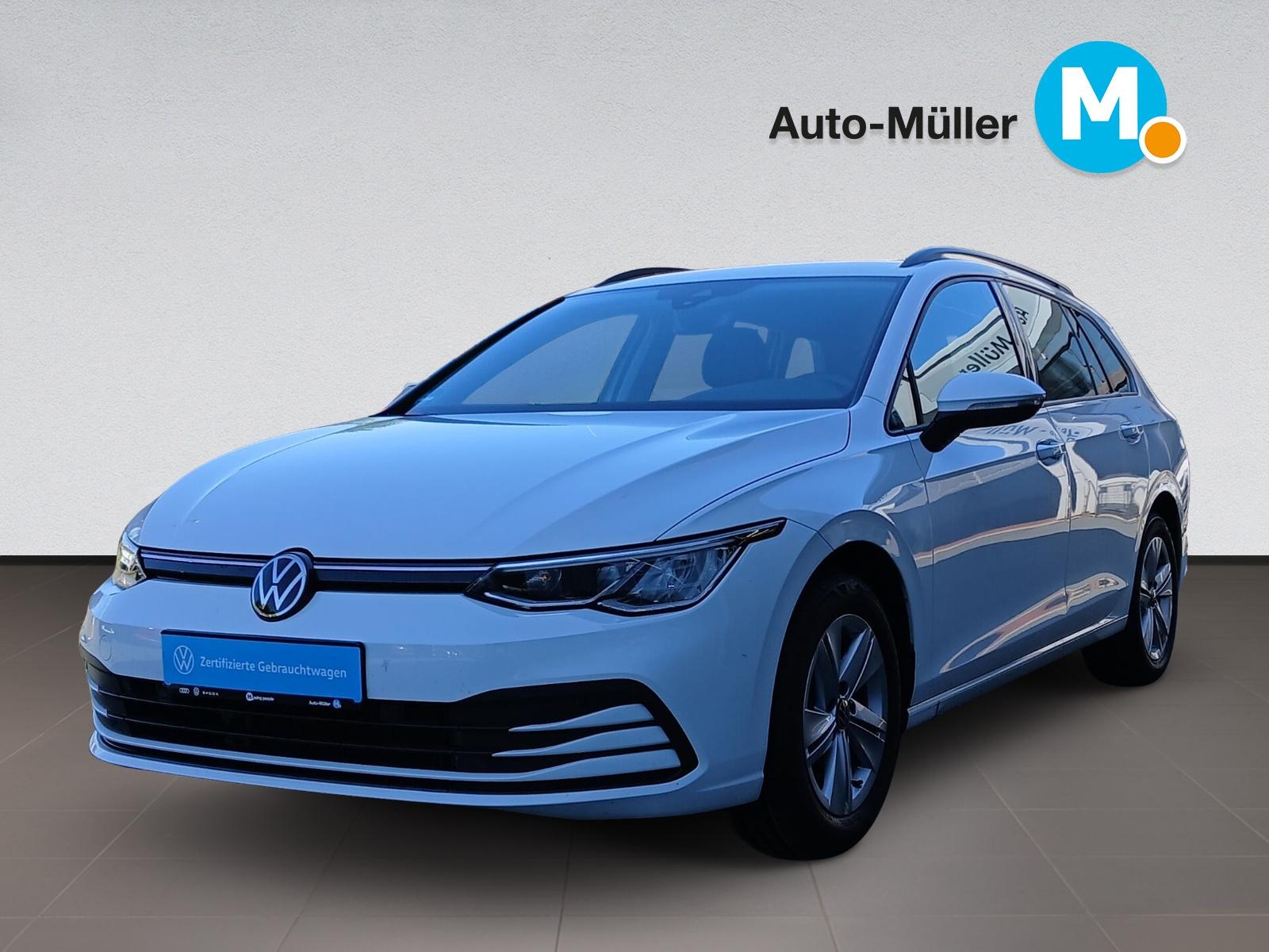 Volkswagen Golf VIII Variant Life TSI ACC APP