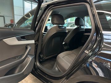 Audi A4 *360°AHK*ACC*NAV*3-ZONEN*CARPLAY*TOTWINKEL*