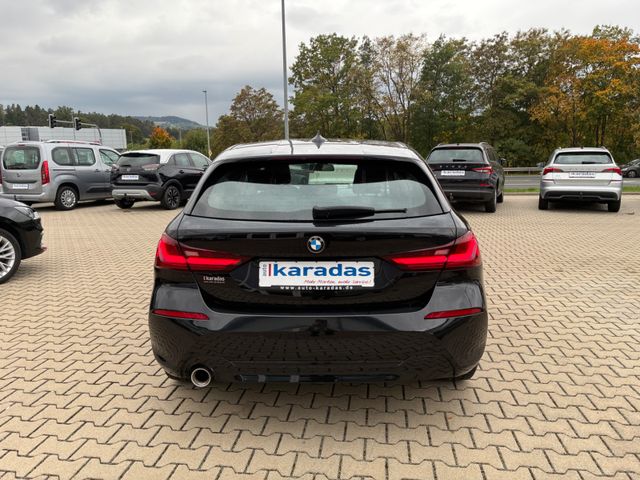 Fahrzeugabbildung BMW 118 i Advantage >AUT/LED/PDC/SHZ<