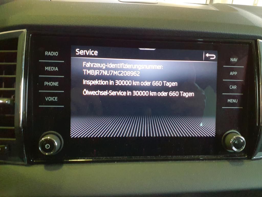 Skoda Karoq Ambition Clever 1.5TSI AHK*Klima*Tempo*PDC