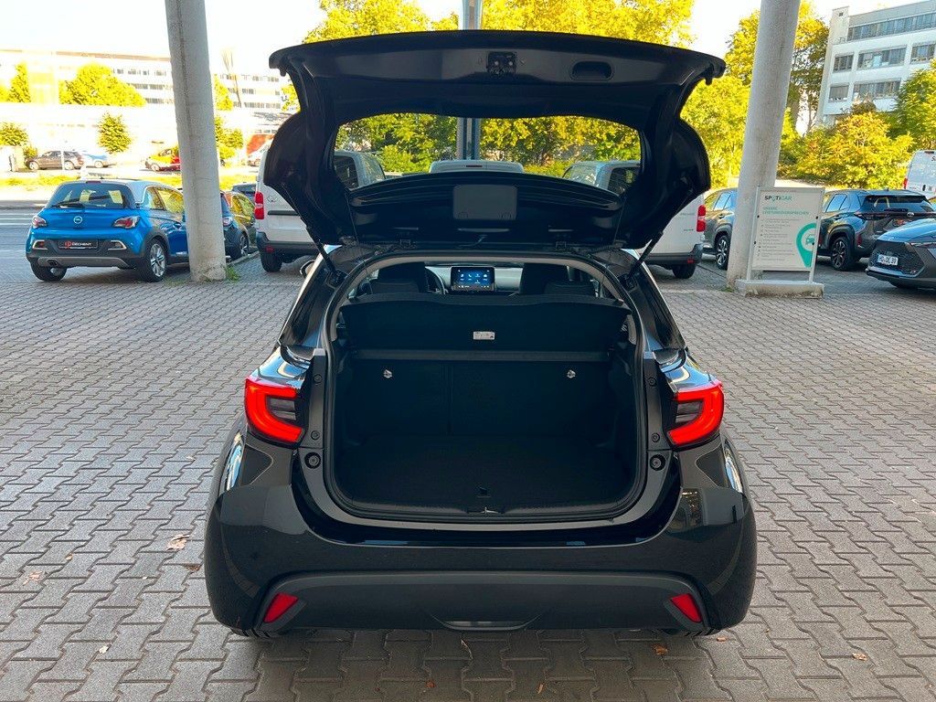 Fahrzeugabbildung Toyota Yaris Hybrid Teamplayer Comfortpaket