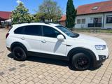 Chevrolet Captiva 2.4 LT 2WD 7-Sitzer LT - Chevrolet Captiva: 2.4