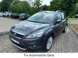 Ford Focus Turnier Titanium*T.-Leder*Navi*Xenon* - Ford Focus aus 2010: Titanium