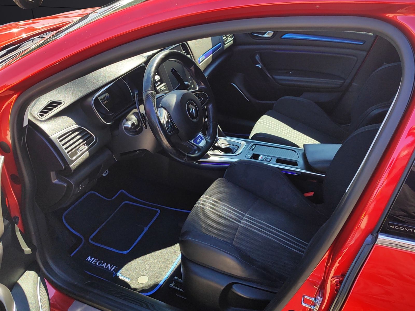 Fahrzeugabbildung Renault Megane IV Grandtour GT/Navi/Head-UP/Kamera/ACC/