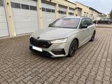 Skoda Octavia 2.0 TDI DSG 4x4 RS Combi, Standheizung