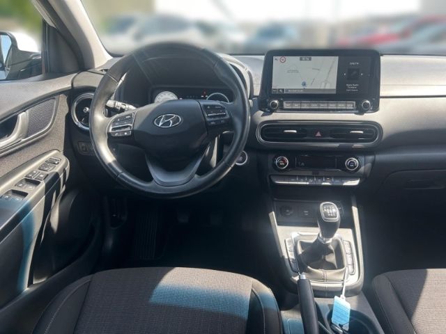 Fahrzeugabbildung Hyundai KONA Edition 30+ 2WD Navi Soundsystem LED Apple