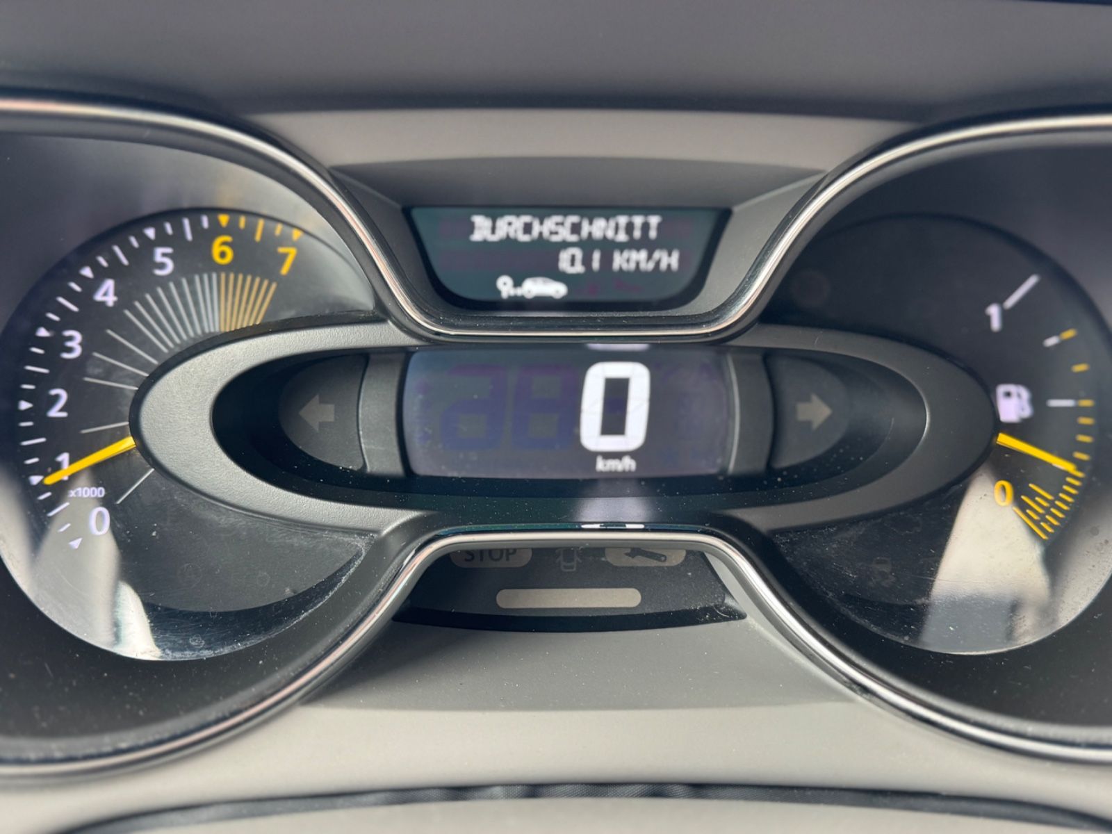 Captur *Temp*Radio*Klima*Elktr.Fenster*TüvNeu*