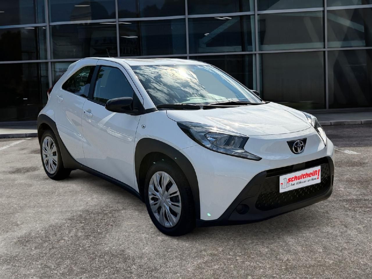 Fahrzeugabbildung Toyota Aygo X Play
