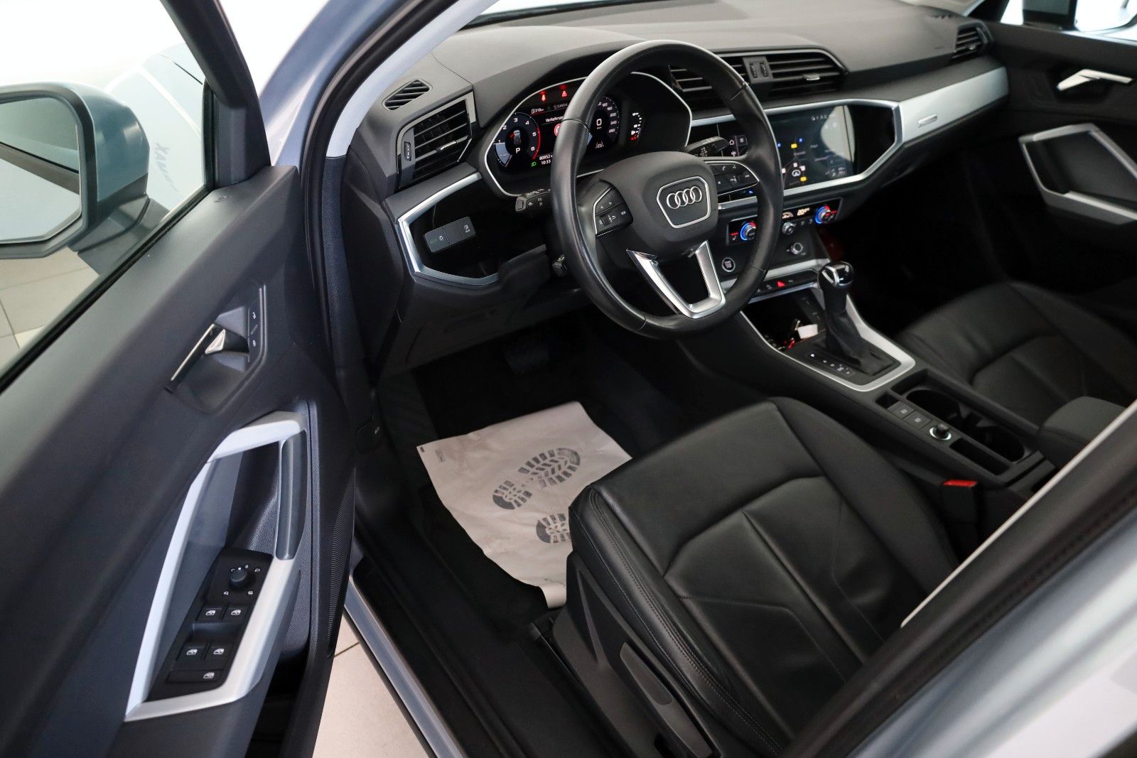 Fahrzeugabbildung Audi Q3 35 TDI Advanced,Leder,Navi,LED,Keyless,AHK el