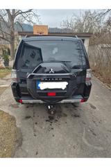 Mitsubishi Pajero 3,2 DI-D 4WD Top Automatik Top - gebrauchte Mitsubishi Pajero aus dem Jahr 2015