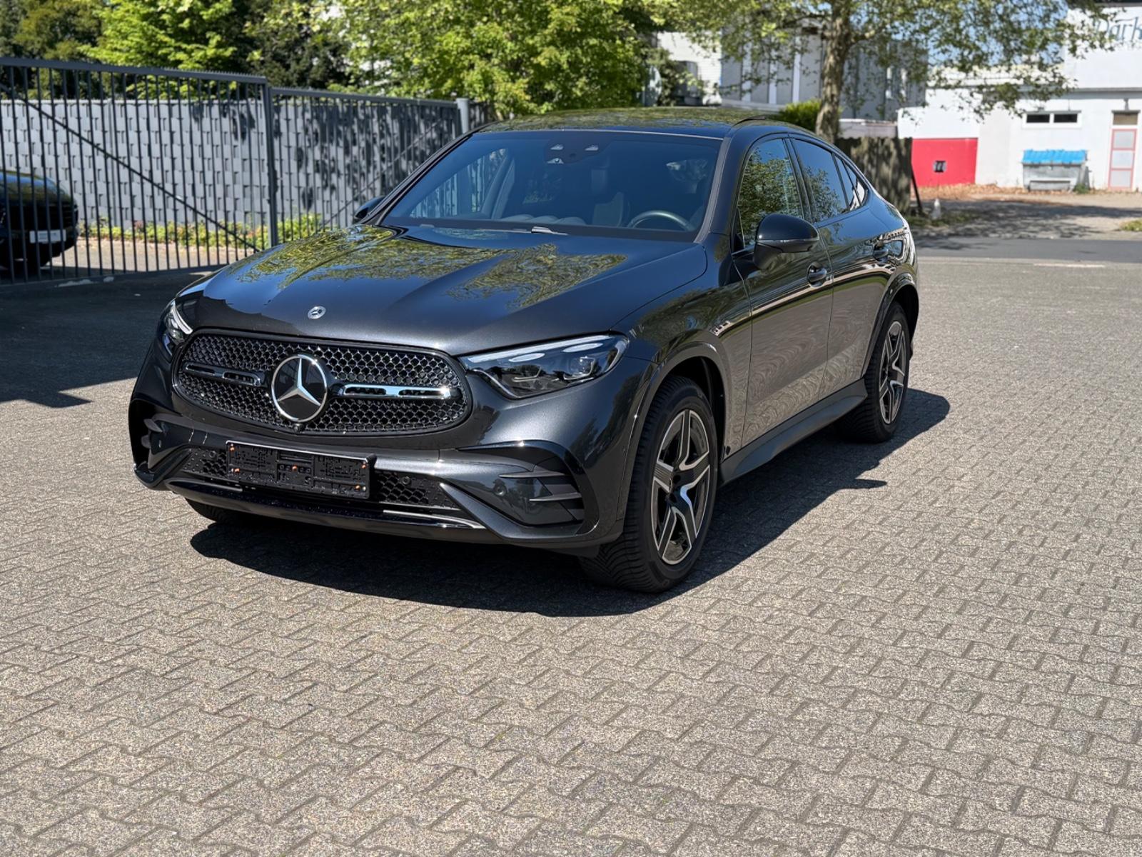 Mercedes-Benz GLC 220d 4Matic Coupe AMG PANO DIGITAL LIGHT 360
