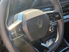 Fahrzeugabbildung Clio VI 160 E-Tech Full Hybrid Techno