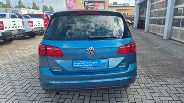Volkswagen Golf - 5