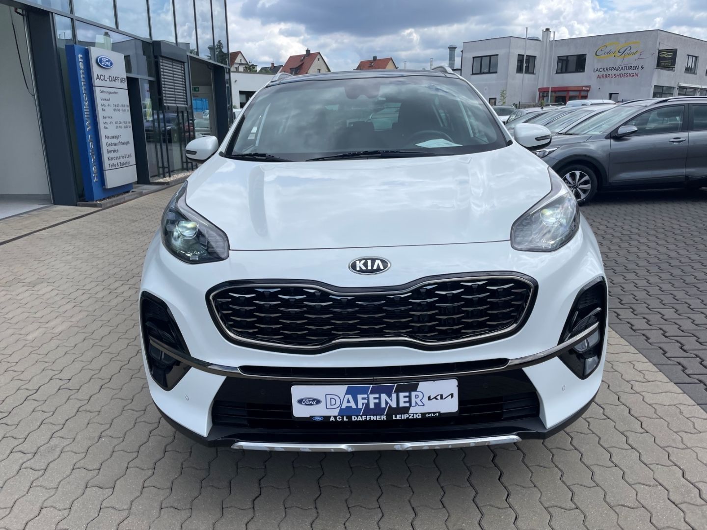 Fahrzeugabbildung Kia Sportage GT Line LED Schiebedach Kamera Volllede