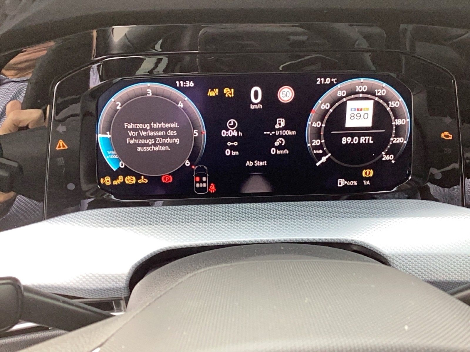 Fahrzeugabbildung Volkswagen Golf VIII TDI Energy LEDplus Navi AID ACC RFK SH