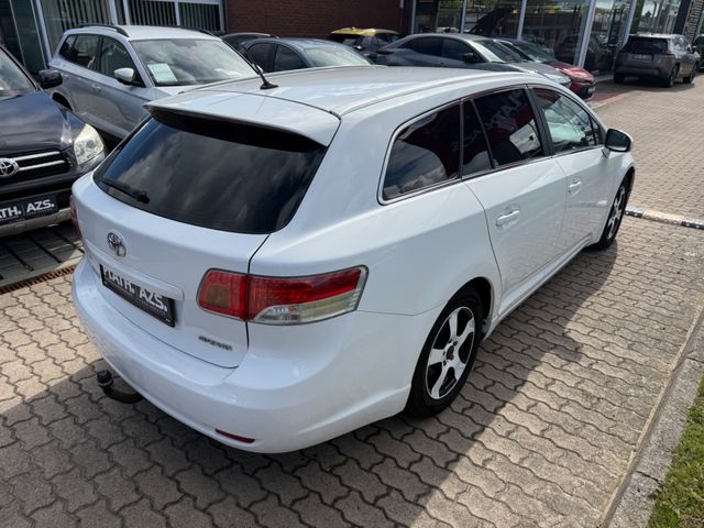 Toyota Avensis Combi Sol 1.8
