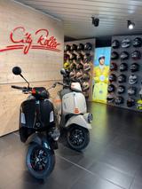 Vespa GTV  300 E5  ABS  offizielles Modell // AKTION - VESPA GTV