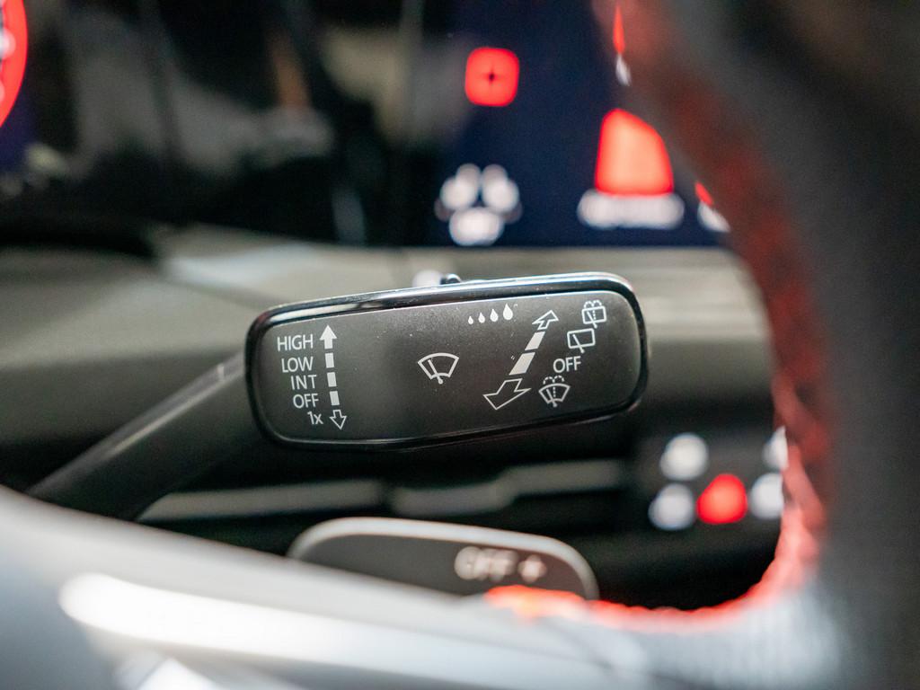 Volkswagen Golf VIII 2.0 TSI DSG GTI LED SPURH. SHZ KLIMA, миниатюра 17