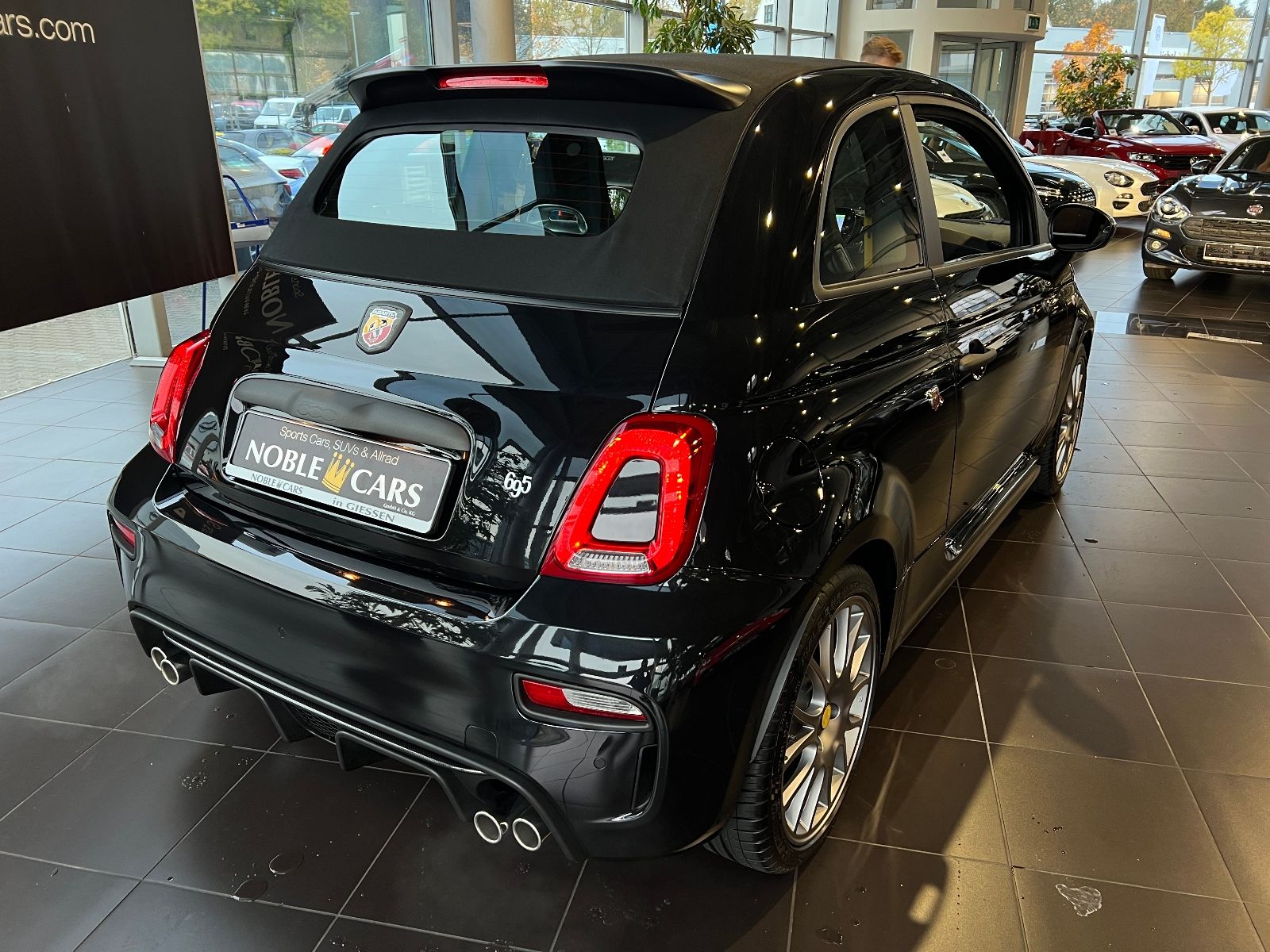 Fahrzeugabbildung Abarth 695C XENON NAVI ALU