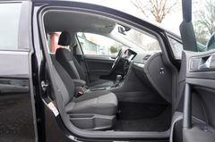 Fahrzeugabbildung Volkswagen Golf VII Lim. Trendline BMT DSG 2.Hand KM!