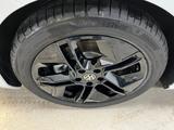 Volkswagen Passat R-Line 2,0 l TDI DSG Black Style AHK Navi - Volkswagen Passat: Kombi, Automatik