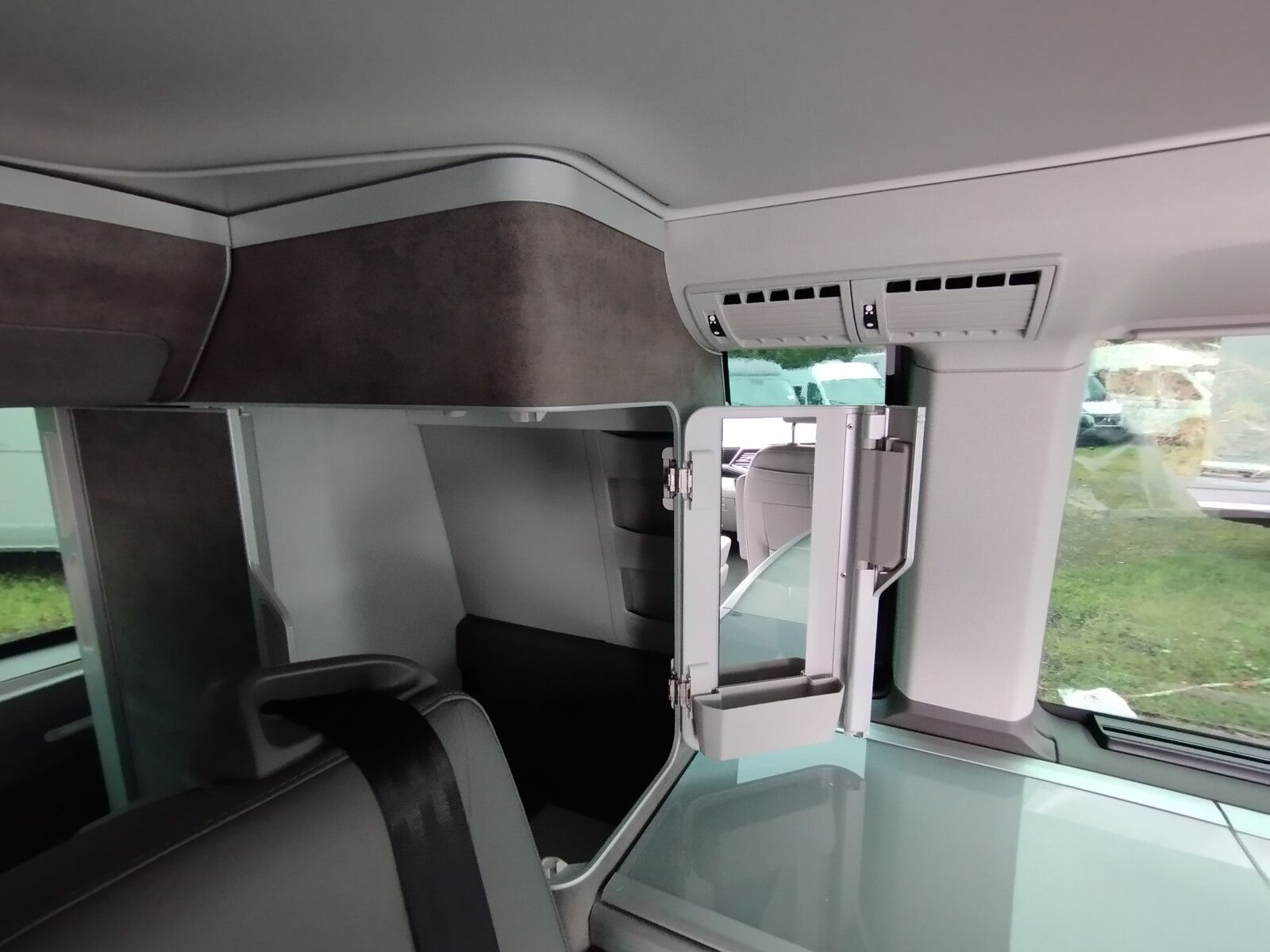 Fahrzeugabbildung Volkswagen California T6.1 California 6.1 Ocean 2,0l  -11%