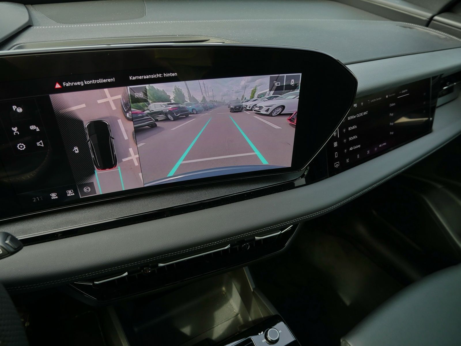 Audi Q6 e-tron - Bild 15