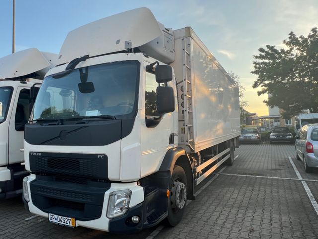 Volvo FE  250 Kühlkoffer mit Carrier Kühlgerät"