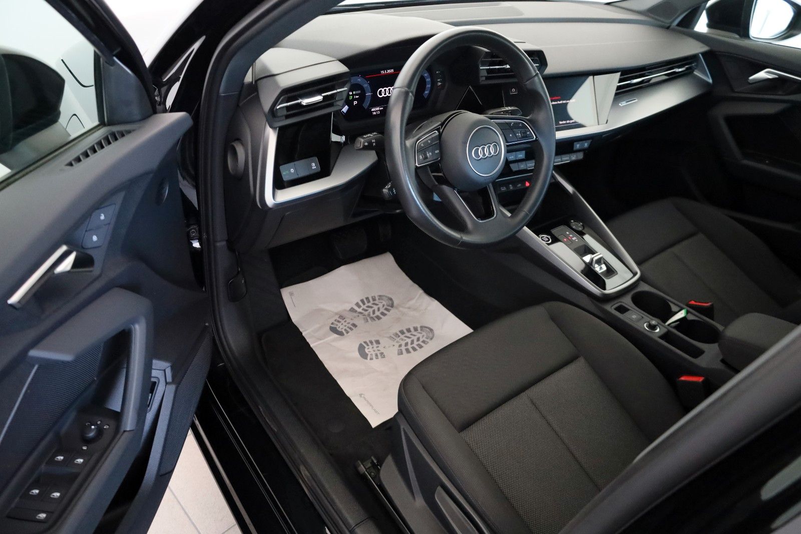 Fahrzeugabbildung Audi A3 SB 40 TFSIe ATTRACTION Navi,LED,PDC,Apple Car