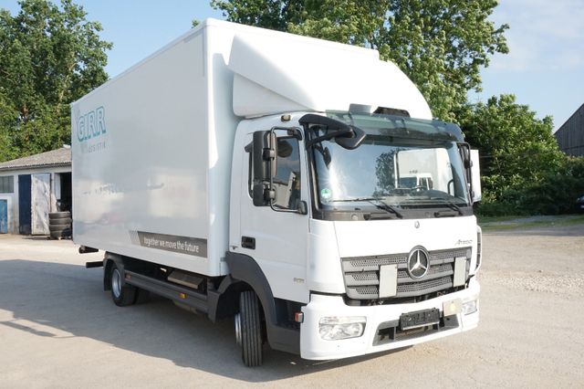 Mercedes-Benz Atego 821 L * Automatik * Klima * Ladebordwand